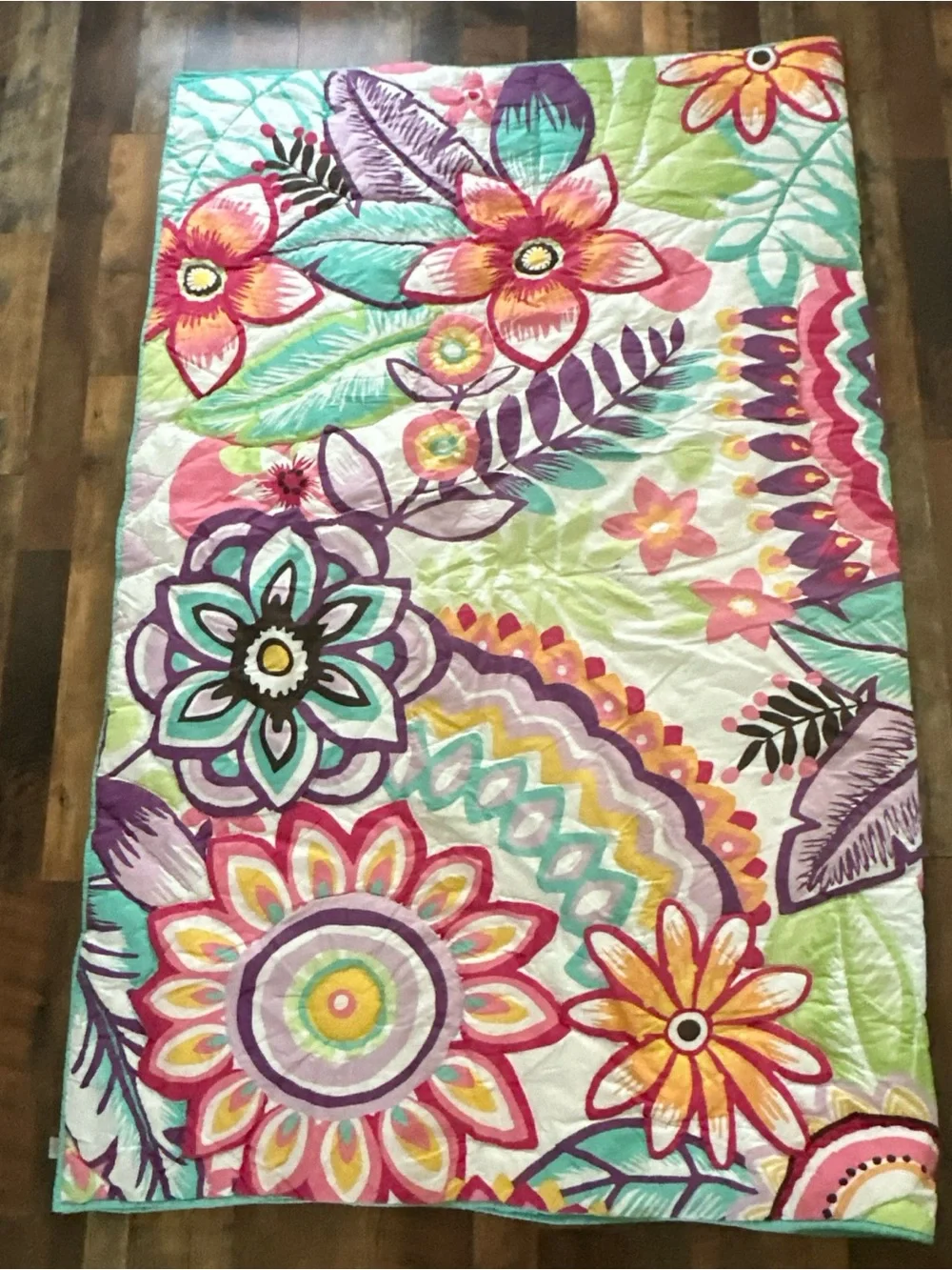 PB teen Vibrant Floral Quilt set twin size in Teal and Multicolor floral